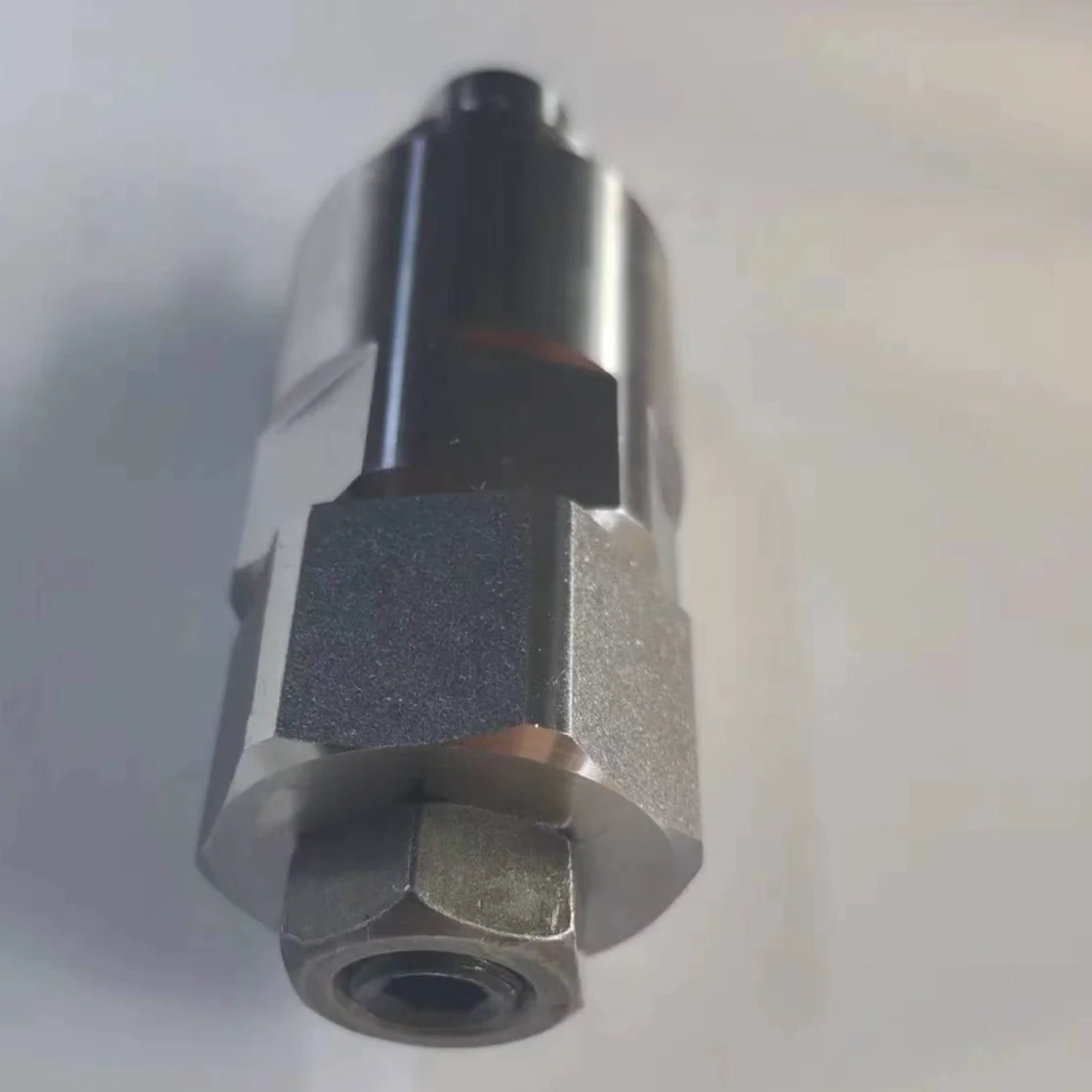420-00258 Digger Parts Overload Relief Valve for Doosan DX225LCA DH300-7 DH225-7 JCB JS330 CASE CX460 Mini Excavator Accessories - Image 2